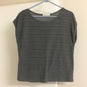 Forever 21 Tops - Gray capped sleeve top Forever 21 Tops - Gray capped sleeve top